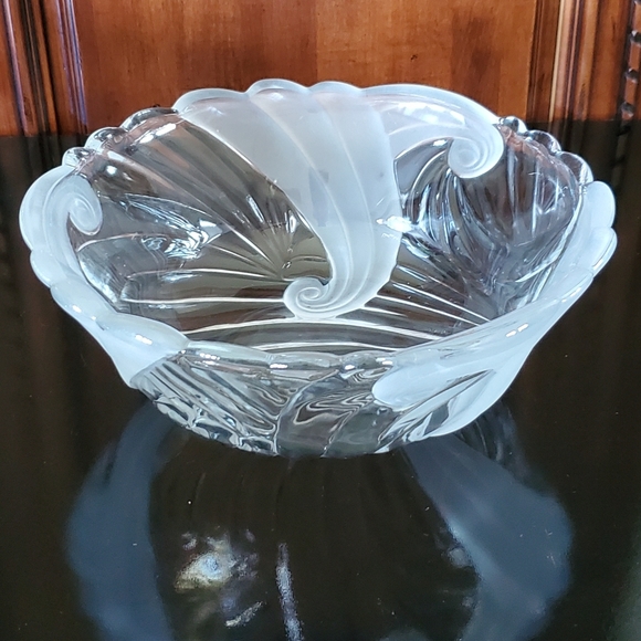 🌊 10 1/2" Large Crystal Ocean Waves 🌊 Bowl by Crystal Clear Studios Japan - Picture 7 of 15